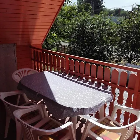 Hutter Vendeghaz * Szántód