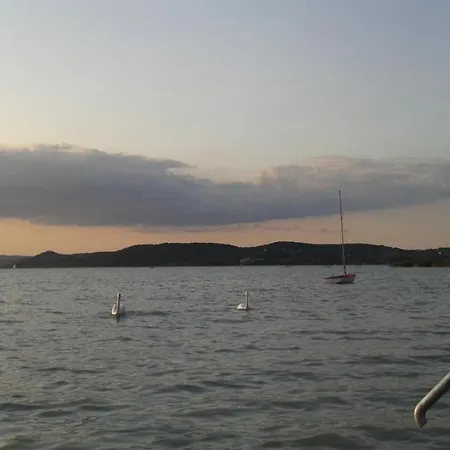 Hutter Vendeghaz 招待所