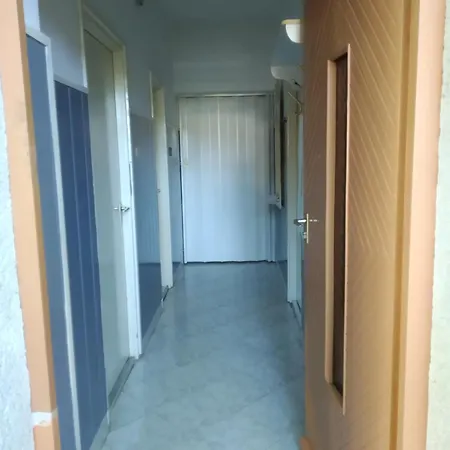 招待所 Hutter Vendeghaz