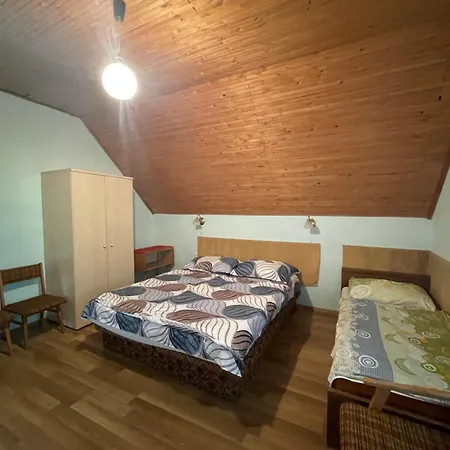 Hutter Vendeghaz 招待所