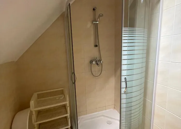 Hutter Vendeghaz Gæstehus Szántód